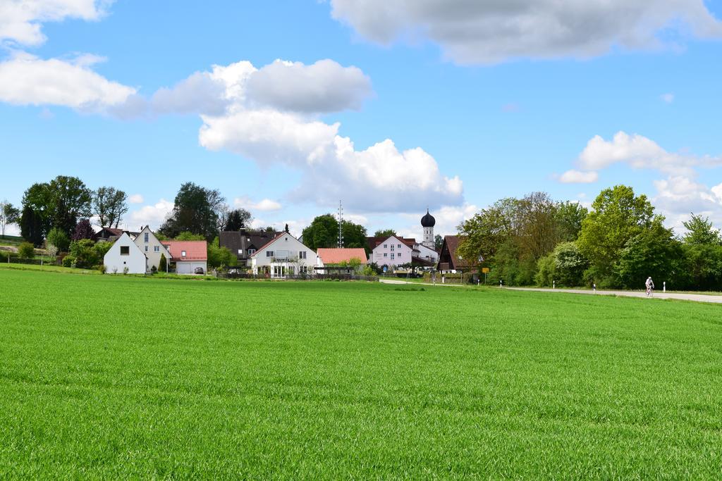 Gasthaus Und Hotel Goettler Josef Rumeltshausen Eksteriør bilde